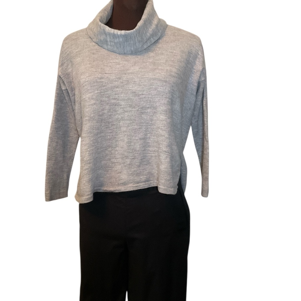 Eileen Fisher Gray Cowl Neck cropped Sweater